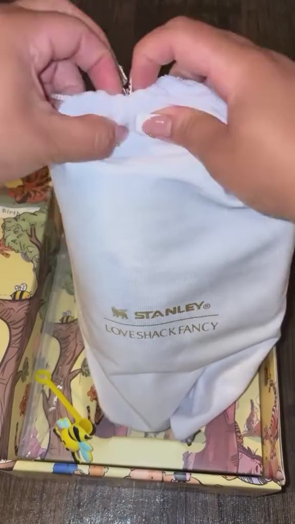 Winnie the Pooh tumbler unboxing